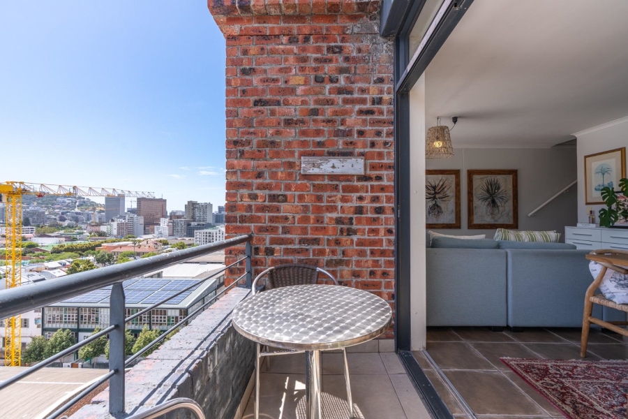 2 Bedroom Property for Sale in Gardens Western Cape